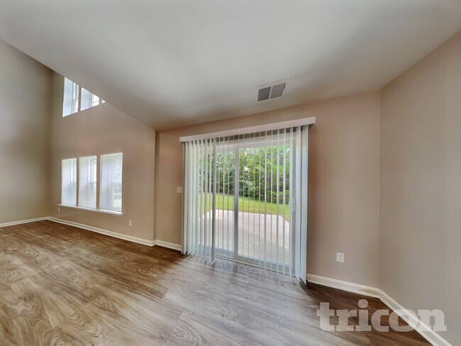 Building Photo - 703 Carly Court