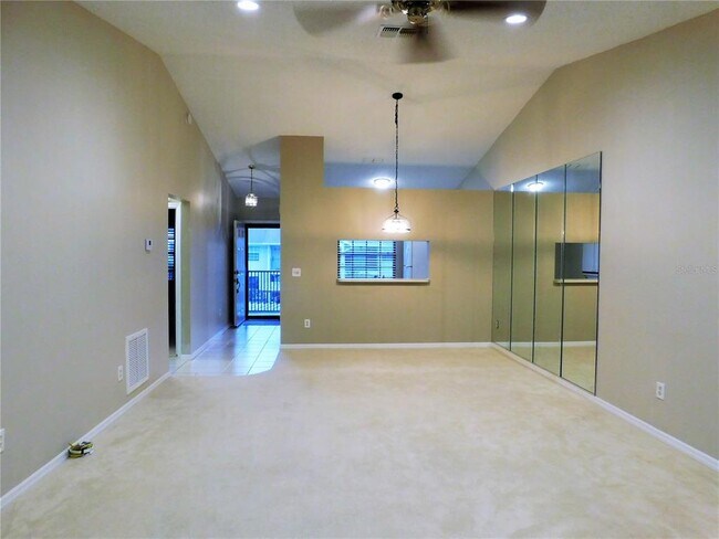 Building Photo - 2150 Elm St
