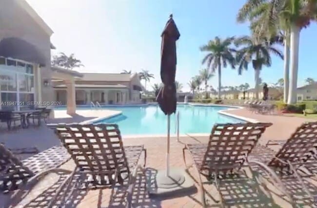 Foto del edificio - 1485 NE 33rd Rd