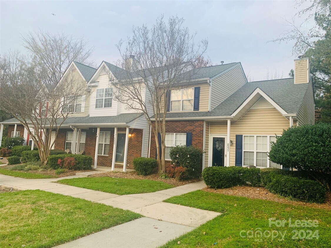 2225 Preakness Ct, Charlotte, NC 28273 Townhome Rentals in Charlotte NC