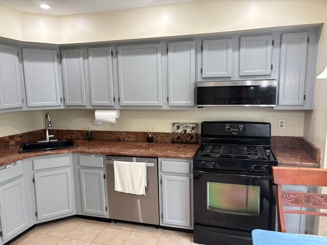 Cocina - 113 Cascade Ct