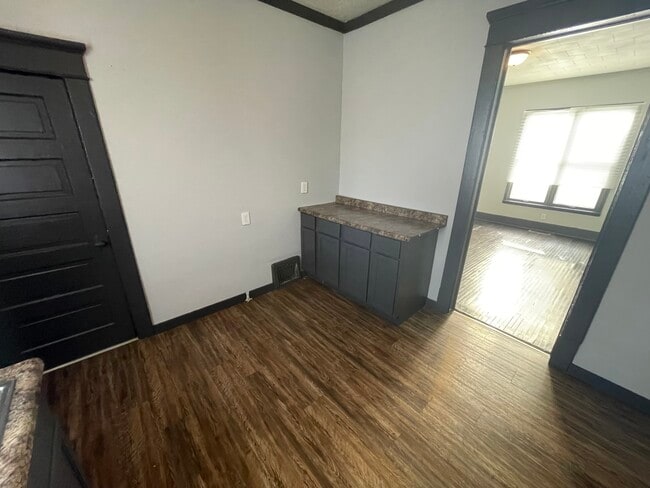 Building Photo - 6 Pennsylvania Ave