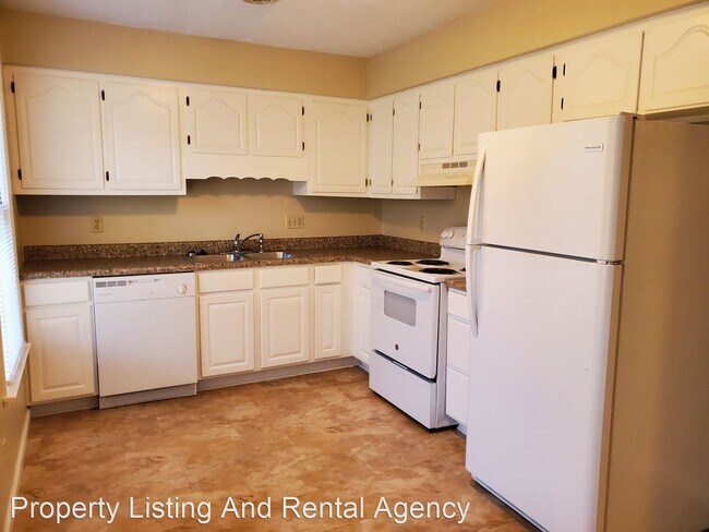 Building Photo - 2115 Hickory Springs Rd
