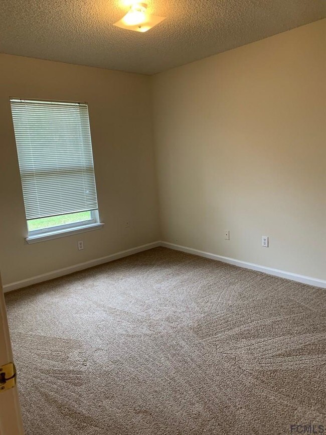 Building Photo - 1 Karas Trail