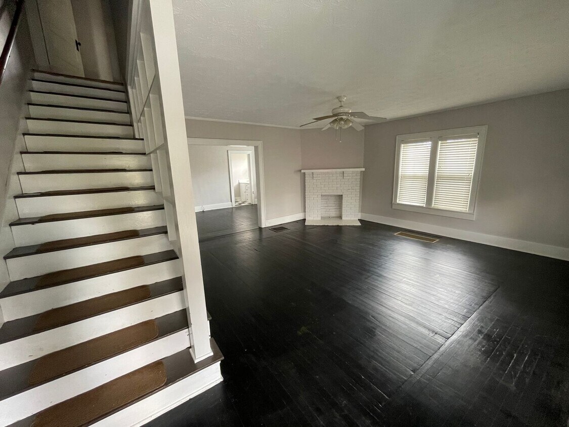 133 S Oxford St Unit 135 S. Oxford St., Troy, OH 45373 Room for Rent