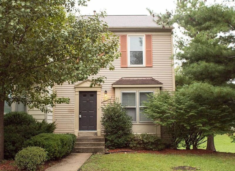 Foto principal - 10701 Houck Dr