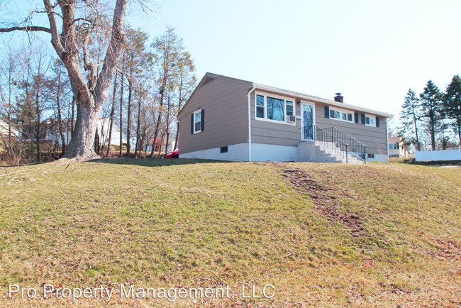 Foto del edificio - 128 Kenyon Cir