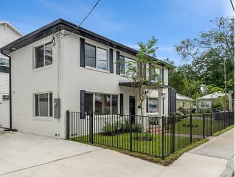 Building Photo - 4501 N Highland Ave