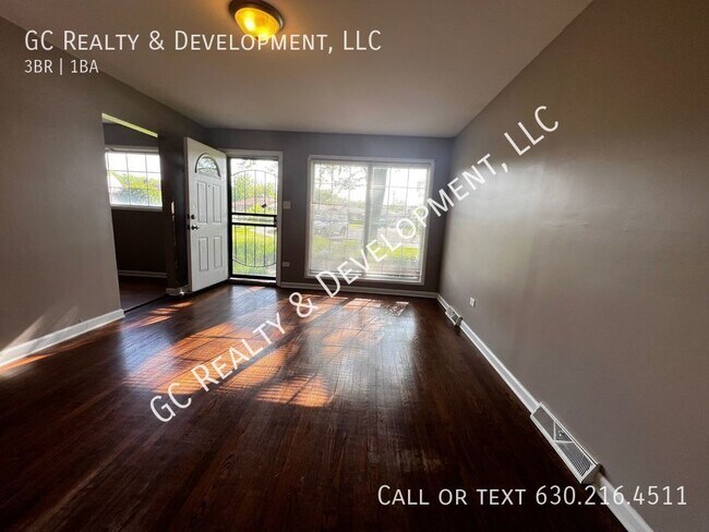 Foto del edificio - ***DETACHED HOME / 3 BDRM - 1 BTH / WASHER...