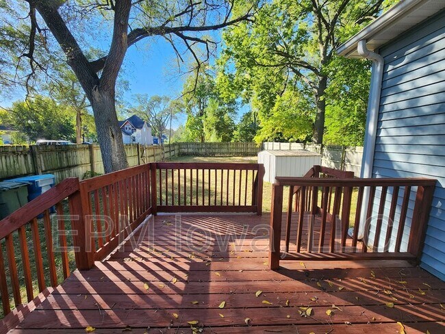 Foto del edificio - 330 Cottage St