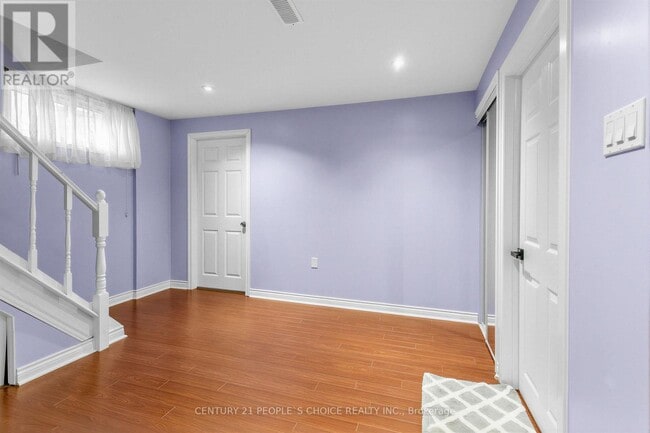 Building Photo - 42 Dixfield Dr