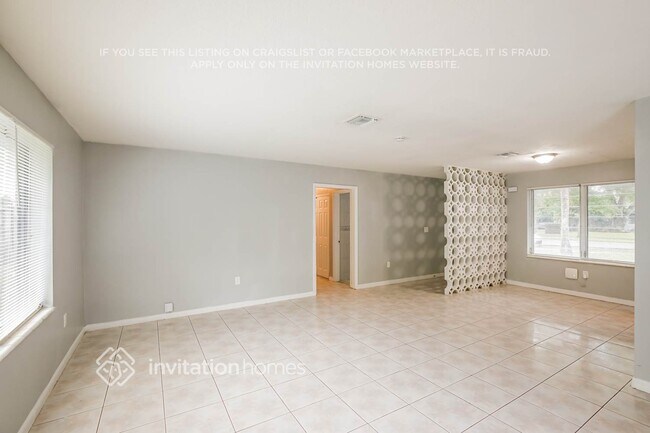 Foto del edificio - 4871 NW 1st Ct