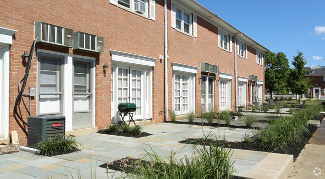 Heritage Apartments In Grandview