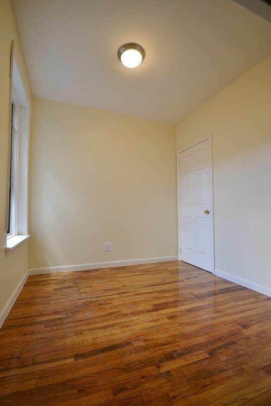Building Photo - 228 Avenue B