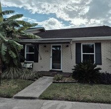 Building Photo - 1719 Brazo Cir