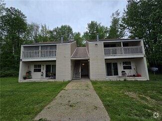 Building Photo - 427 Lake St