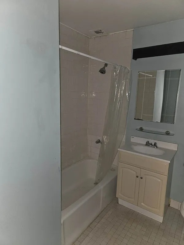 Building Photo - West