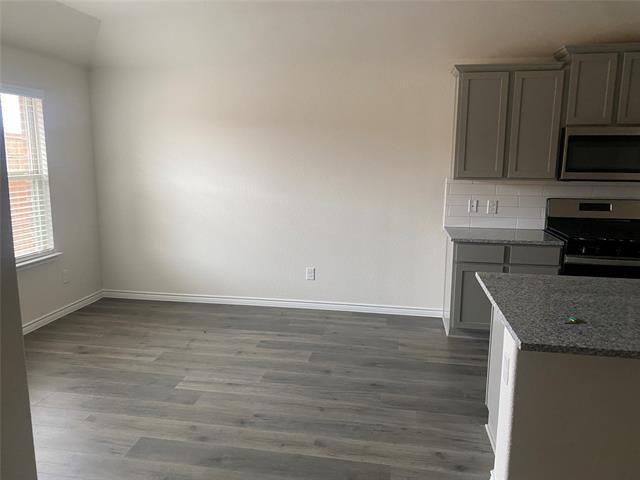 Foto del edificio - 2116 Camellia St