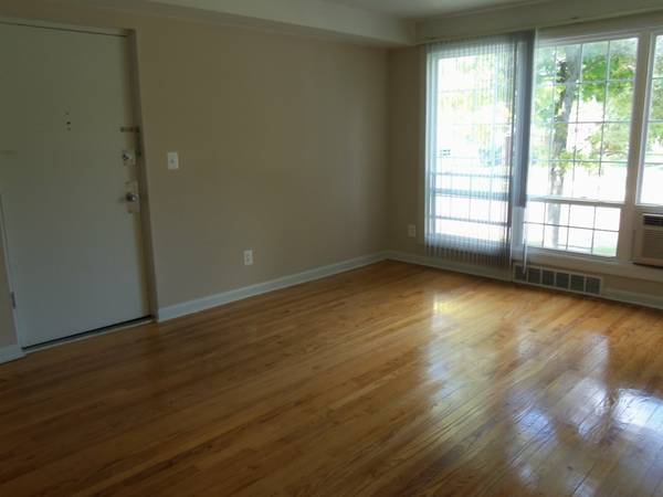 Foto principal - 1721 Pauline Blvd