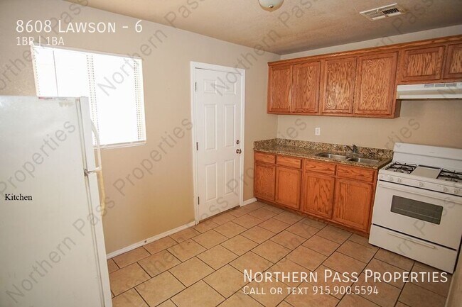 Building Photo - Charming 1 BDR Apartment in the Northeast!