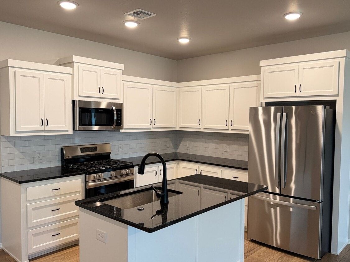 Foto principal - 4 West