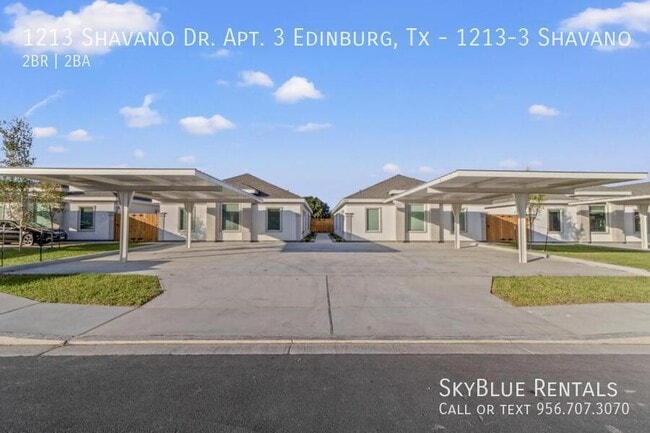 Building Photo - 1213 Shavano Dr