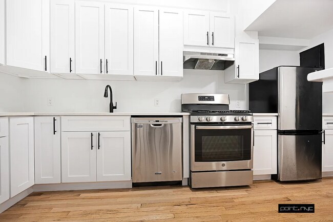 Foto del edificio - 2 bedroom in NYC NY 10001