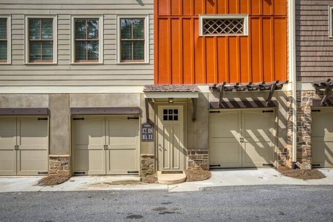 Foto del edificio - 1628 Briarcliff Rd NE