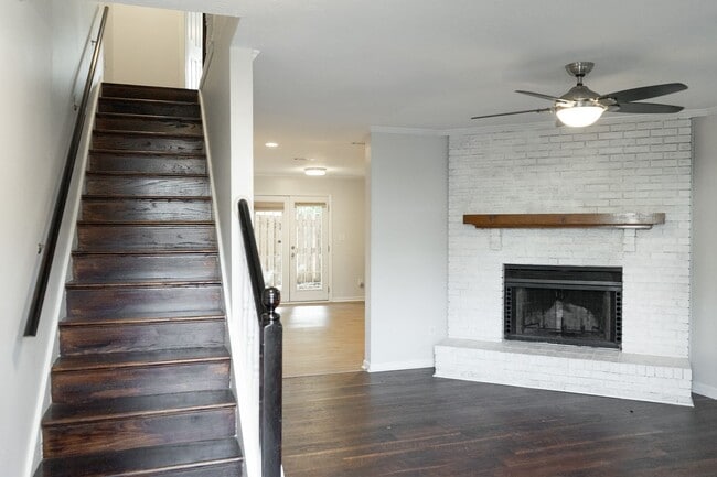 Building Photo - 2111 Turtle Ct