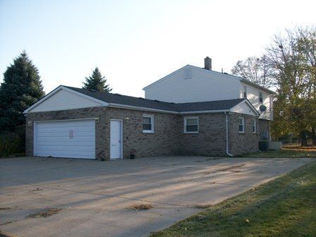 Primary Photo - 1705 E Forest Ave