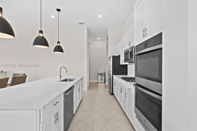 Foto del edificio - 7612 Knight St