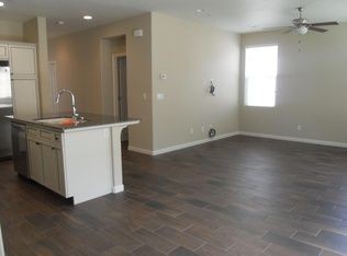 Building Photo - 3 bed 2 bath 2 car attached garage.