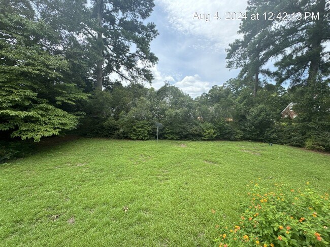 Foto del edificio - 3525 Birkdale Ct