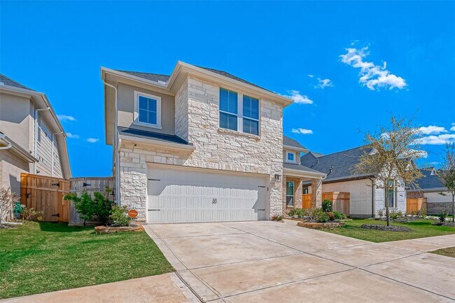 Foto del edificio - 4107 Sherman Oak Ln
