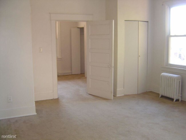 Building Photo - 415 Lenox Ave