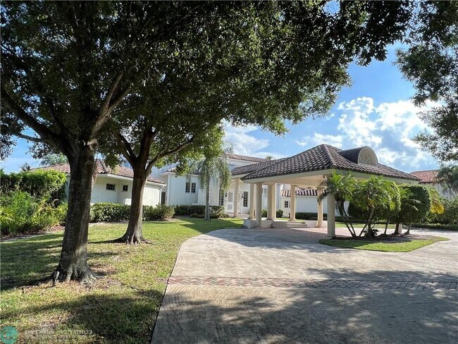 Building Photo - 17669 Fieldbrook Cir E