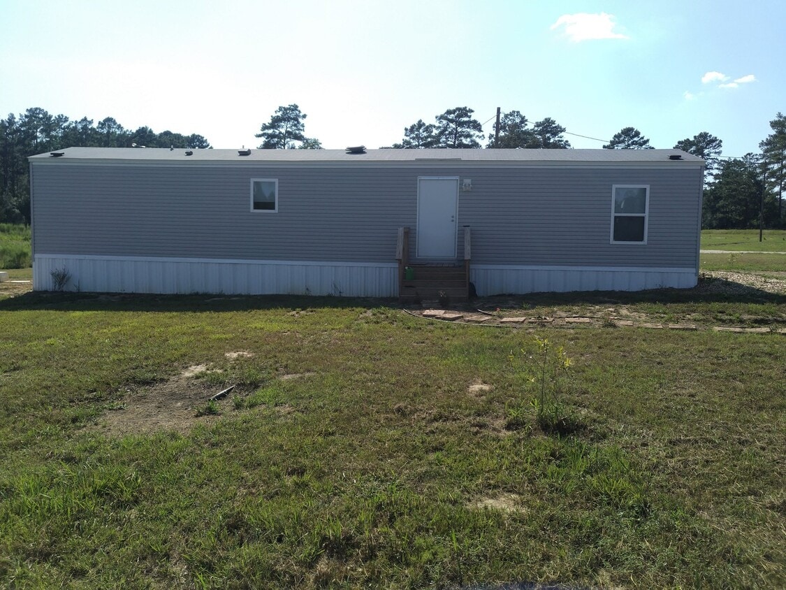 5588 LA112 Unit 2, DeRidder, LA 70634 Room for Rent in DeRidder, LA