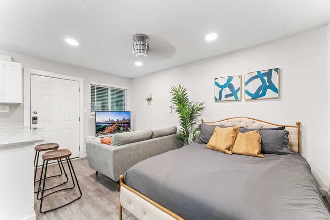 Foto del edificio - 1211 W 8th St