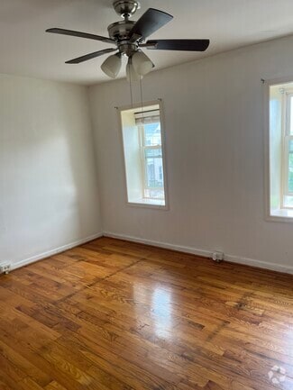 Building Photo - 53 E Wood St