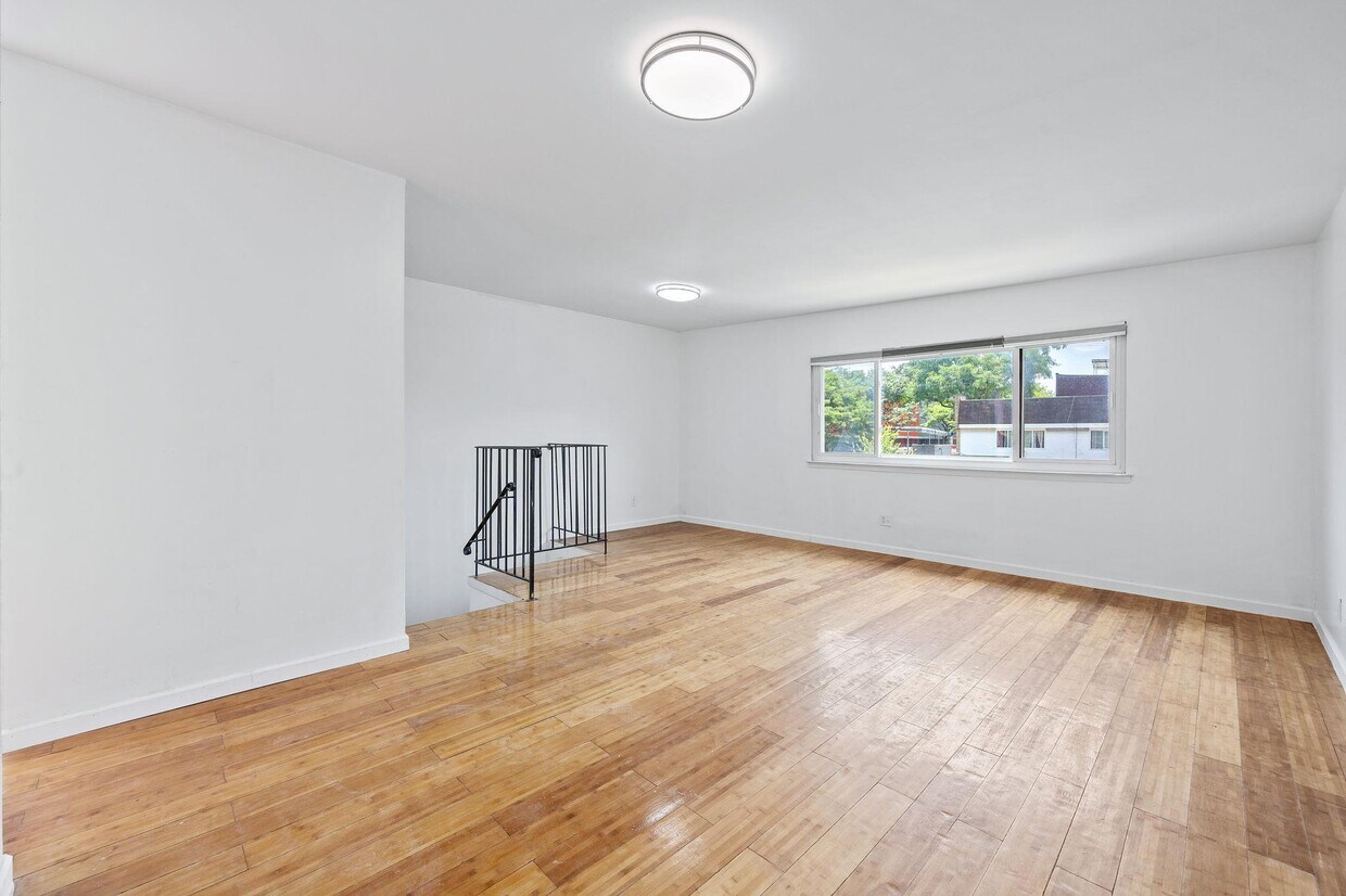 Foto principal - 657 Evergreen Ave