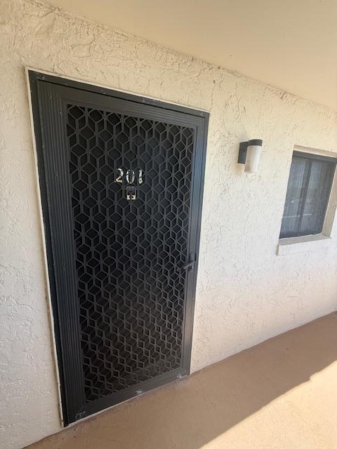 Foto del edificio - 2467 S Washington Ave