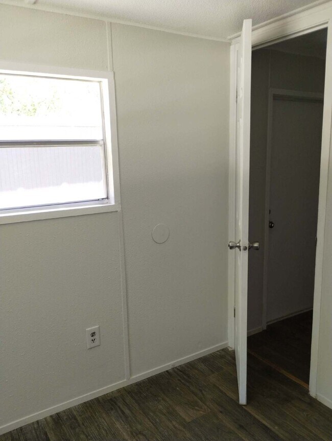 Foto del edificio - Charming and Comfy Home for Rent (and Sale)