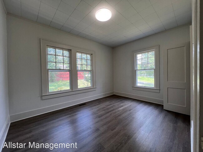 Foto del edificio - 3 br, 2 bath House - 156 Greens Lake Rd