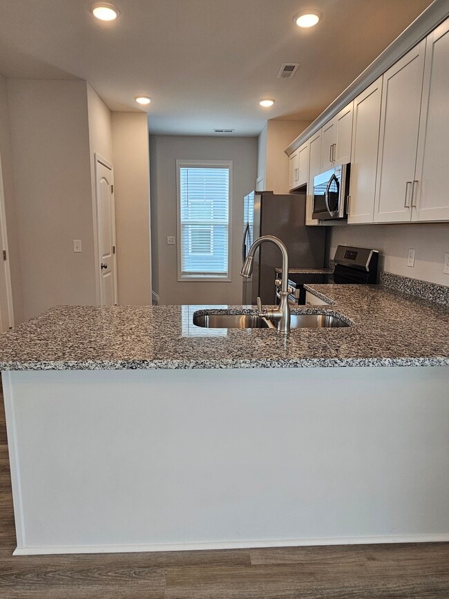 Building Photo - 4176 Pegasus Parkway