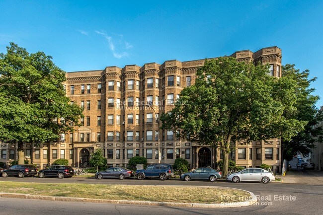 Foto del edificio - 1148 Commonwealth Ave