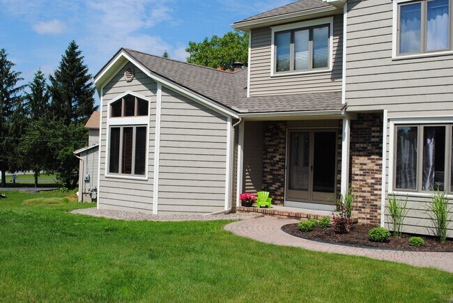 Foto del edificio - 157 Yorktown Dr