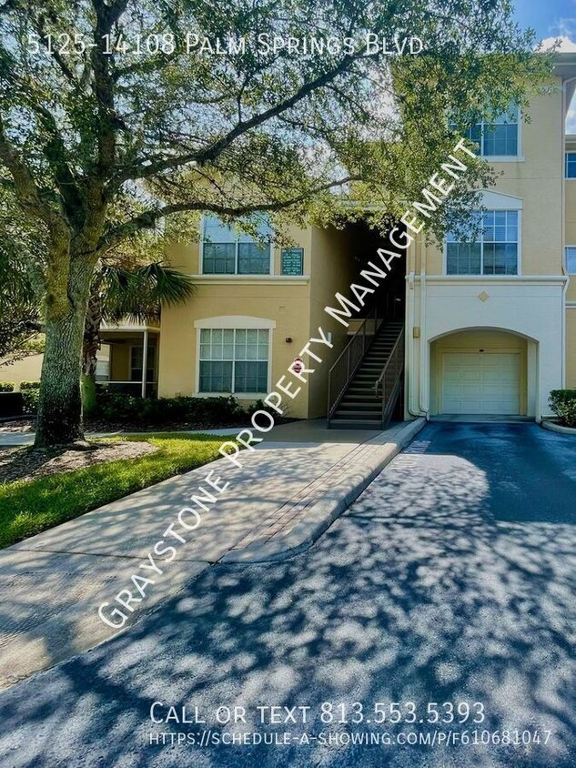 Foto principal - 1 bed, 1 bath condo available in the Tampa...