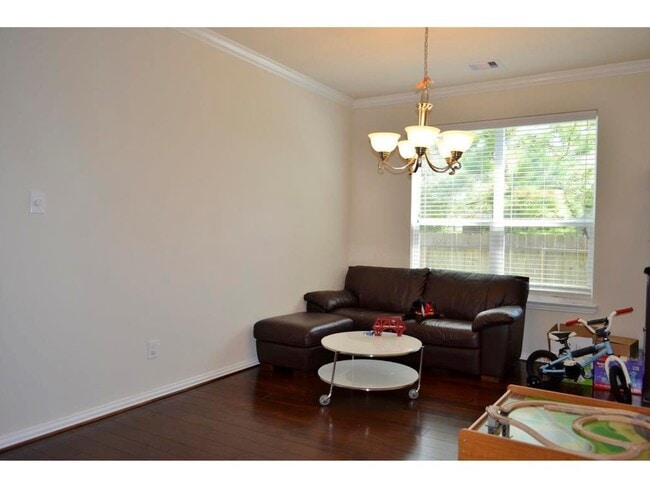 Building Photo - 13743 McKinney Creek Ln