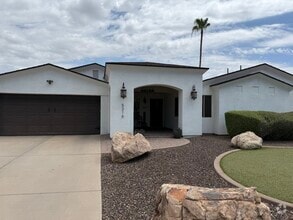 Building Photo - 5316 E Nisbet Rd