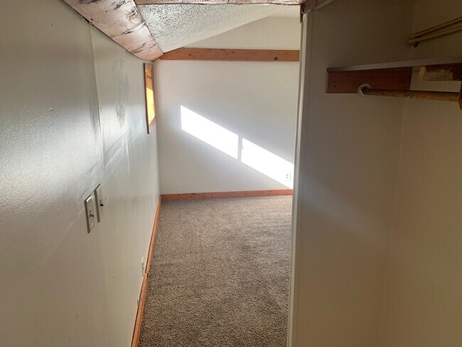 Building Photo - 208 Woodruff
